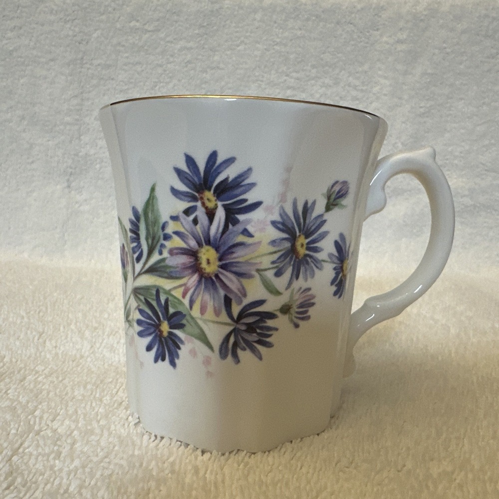 ROYAL GRAFTON Bone China Coffee Tea Cup Mug Purple Flowers Gold Trim 3 x 3.5"